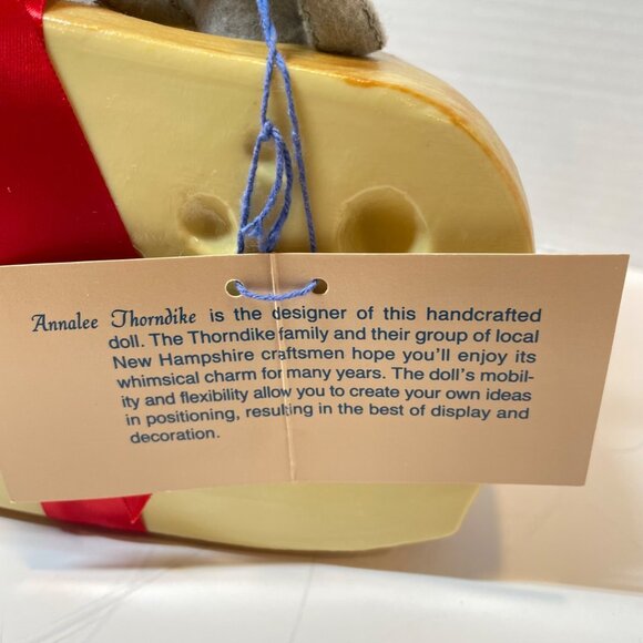 Vintage Annalee Christmas Mouse On Cheese Decor With Red Bow & Holly Embellishme - Picture 8 of 9